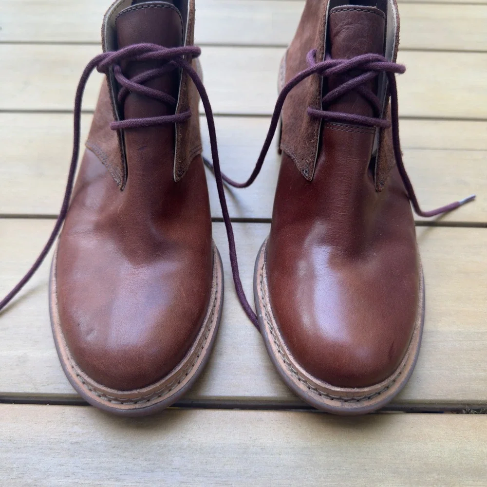 Clarks Trace Glow Womens 9.5 Mahogany Leather Suede Lace Up Heeled Ankle Boots